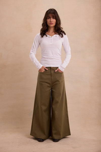 "Off Duty" Volume Trousers