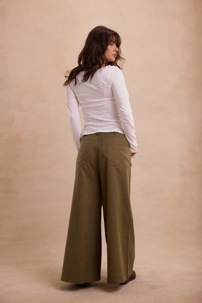 "Off Duty" Volume Trousers
