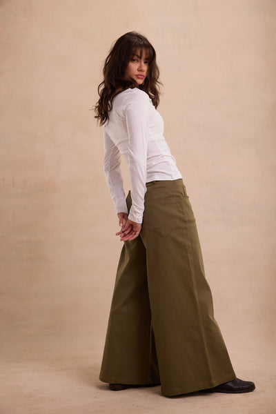 "Off Duty" Volume Trousers